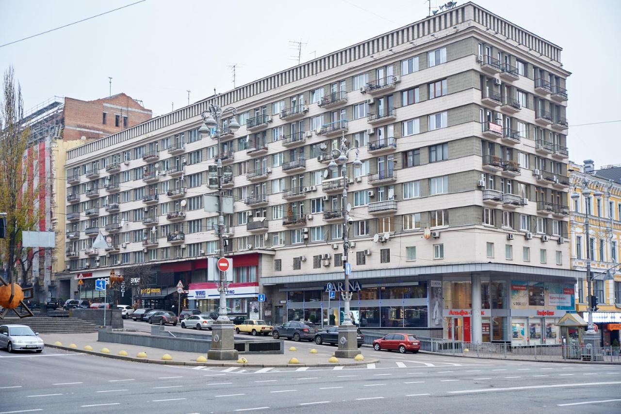 Big Jacuzzi , Sauna , Khreshchatyk Apartments Киев Екстериор снимка